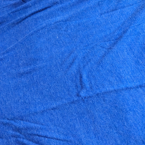 Hollister Vneck T-shirt Small Logo 💙 - Picture 4 of 4
